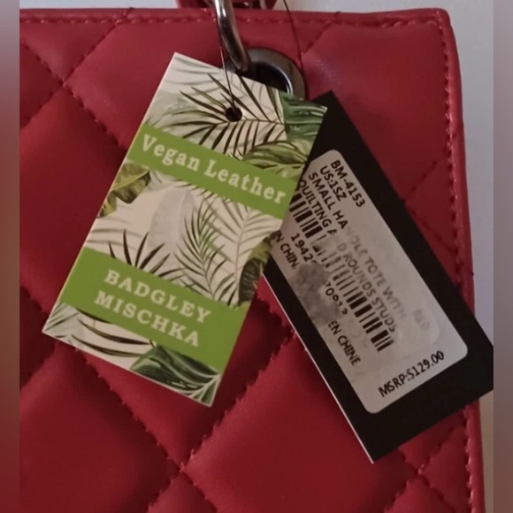 Badgley Mischka Red Mini Quilted Bag NWT - Picture 6 of 6